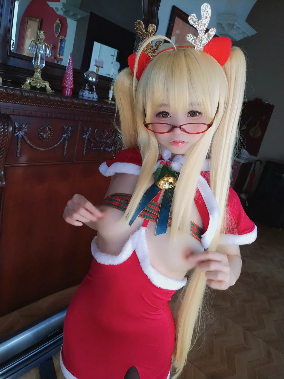 软妹摇摇乐摇摇乐yoyo_Reindeer_Marie_Rose_104P_200MB tg@simisebaisi 【丝足阁】017.webp